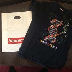 Supreme DNA t shirt Small